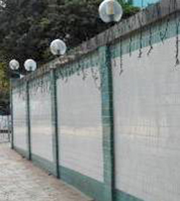 Fence walls