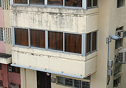 Enclosed balcony